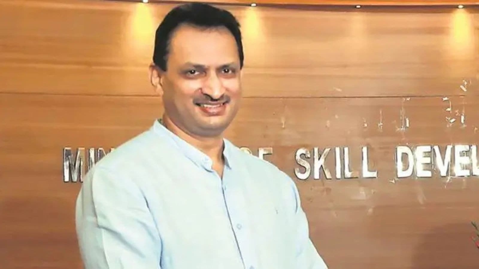 Former Union minister Anantkumar Hegde booked over road rage incident in Bengaluru