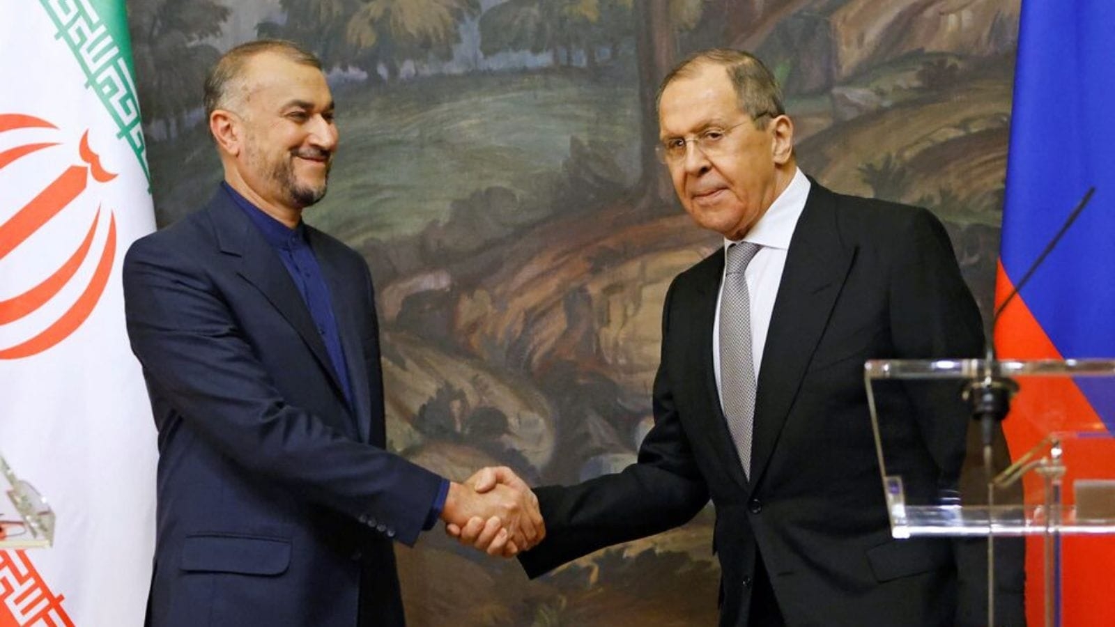 Russia is ready to mediate on Iran, and to accept Tehran's uranium, Kremlin says