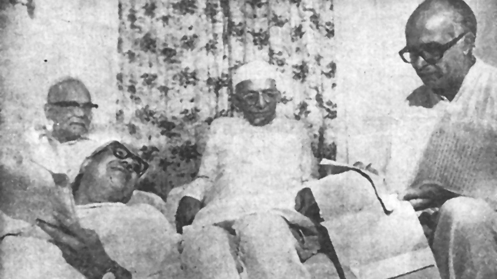 Call for ‘sampoorna kranti' shook Indira govt: How a semi-retired Jayaprakash Narayan stirred student protests into a storm