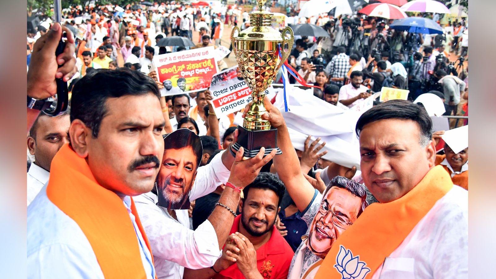 Bengaluru stampede: BJP demands Siddaramaiah and Shivakumar's resignation, CM points to tragedies under its watch