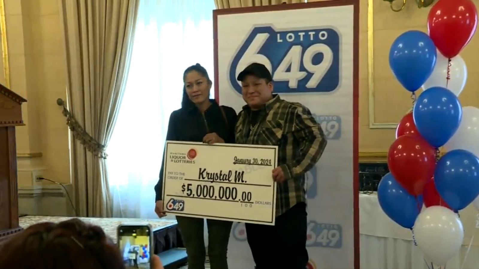 Man bought lottery ticket, ex-girlfriend cashed it in and ghosted him. Now, he's suing for $5 million
