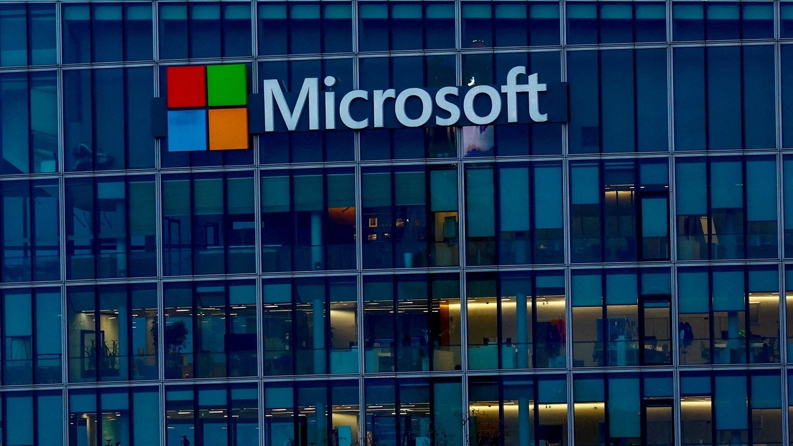 Qwant asks French watchdog to take interim action against Microsoft