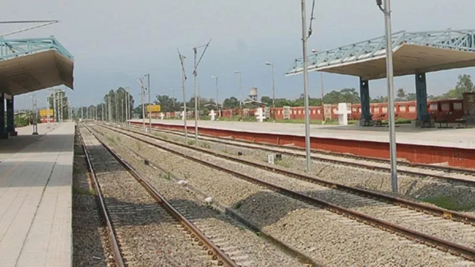 Mohali station gets facelift, but passengers flag poor security, lack of basic amenities