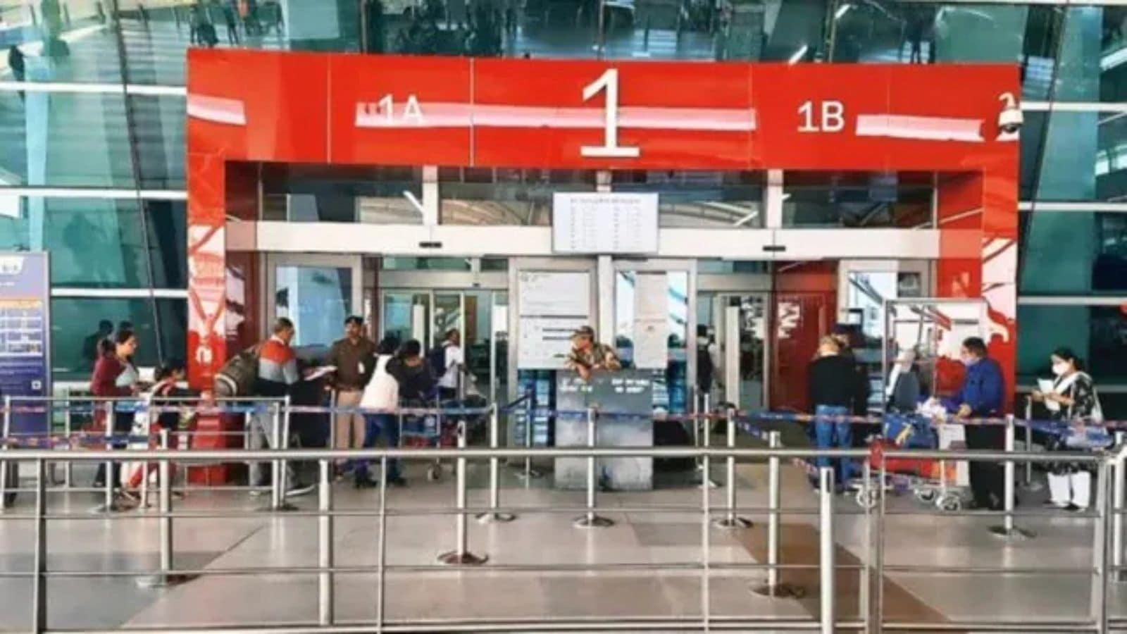 Navi Mumbai airport to start with user fees from Rs 270 to Rs 1,225