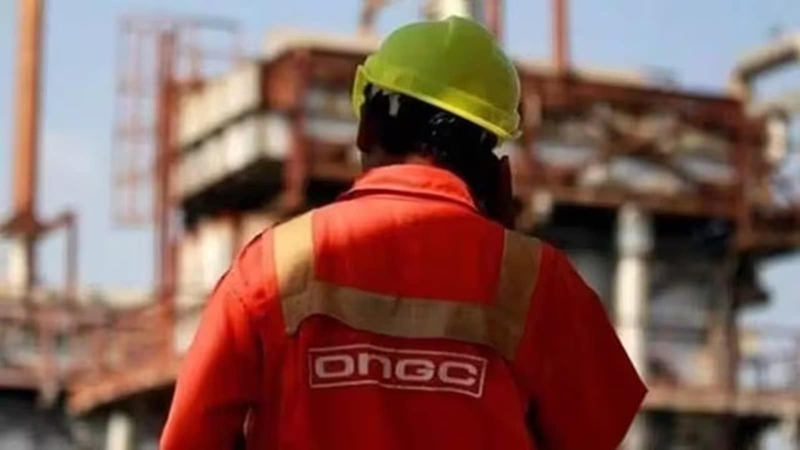 1,000 displaced by gas leak at ONGC well in Assam, Himanta writes to minister Hardeep Puri: ‘Perception of inadequate urgency'