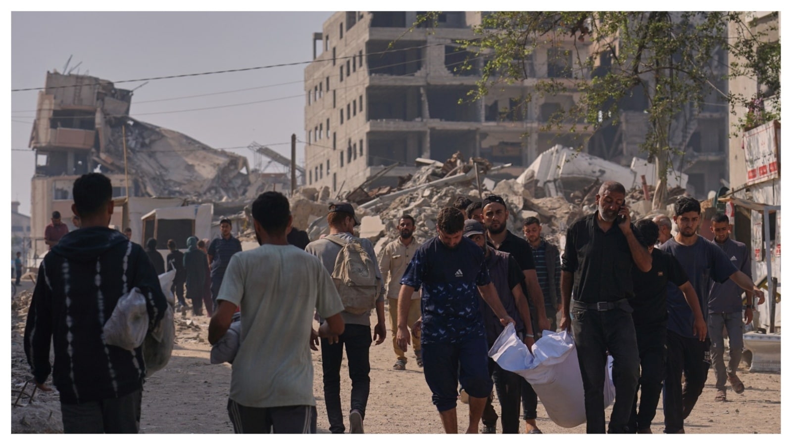 More than 55,000 Palestinians have been killed in Israel-Hamas war, Gaza health officials say Deir al-Balah (Gaza Strip)