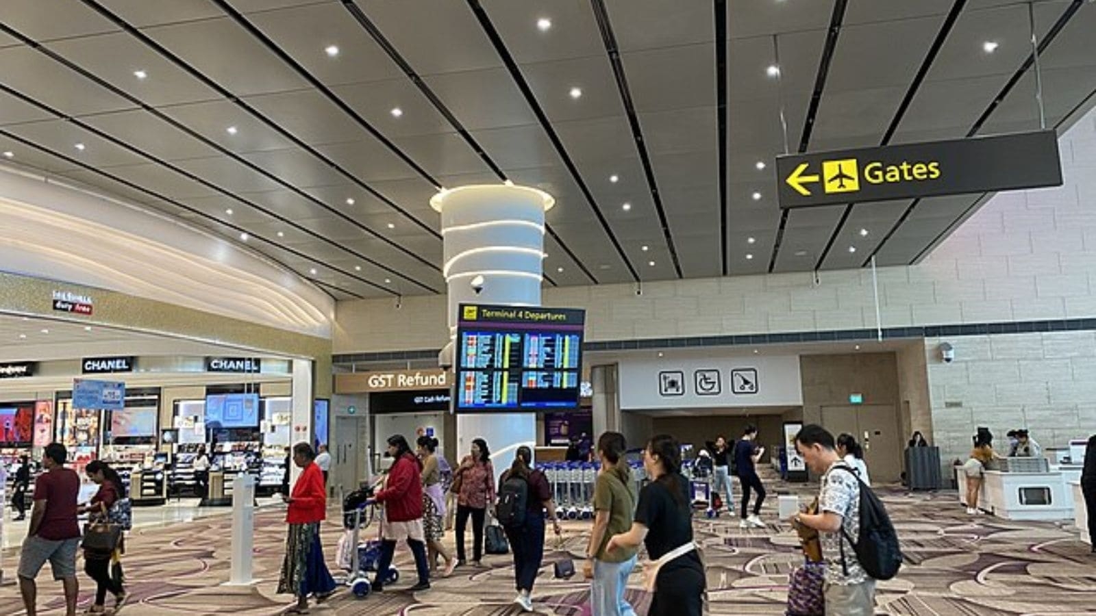 Singaporean charged for making hoax bomb threat on board airport at Changi Airport