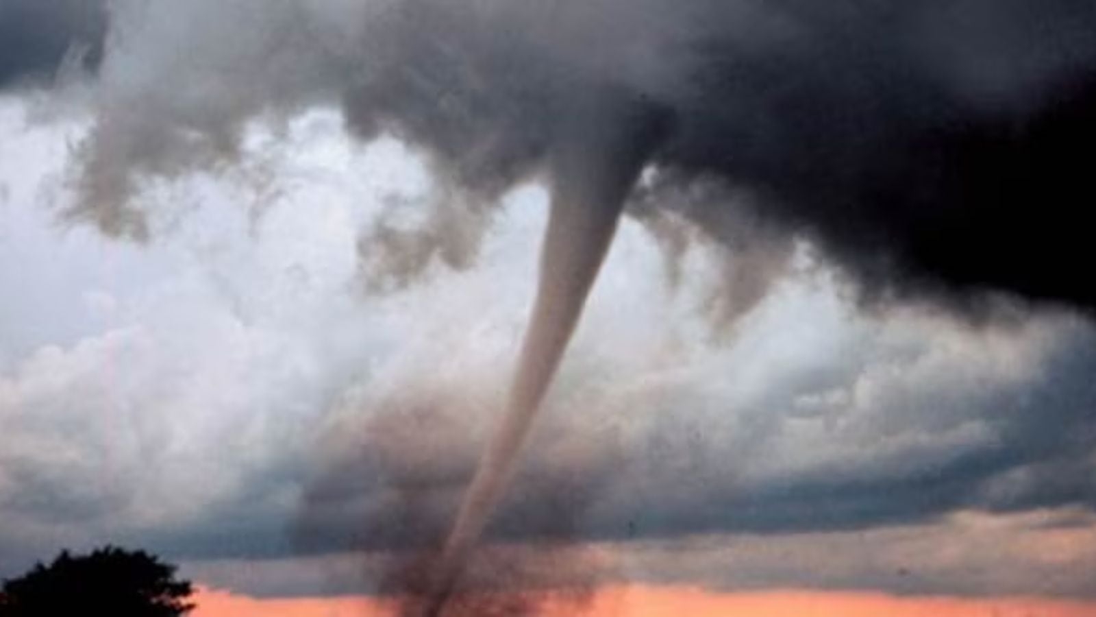 A tornado that swept through a rural town in North Dakota left at least 3 people dead