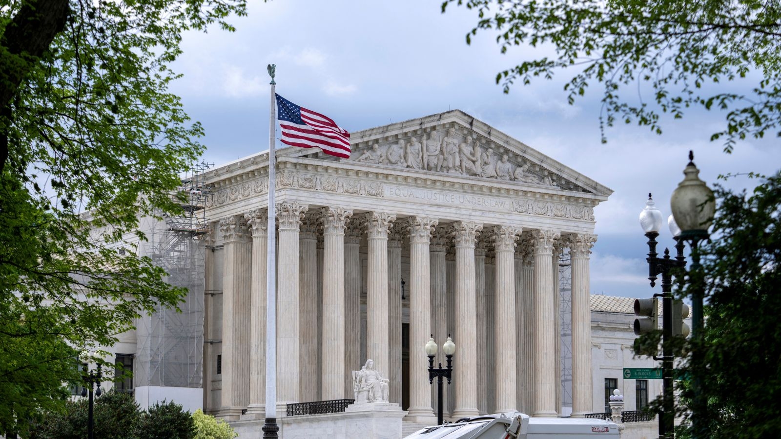 Divided US Supreme Court rules to let states cut Medicaid funding to Planned Parenthood