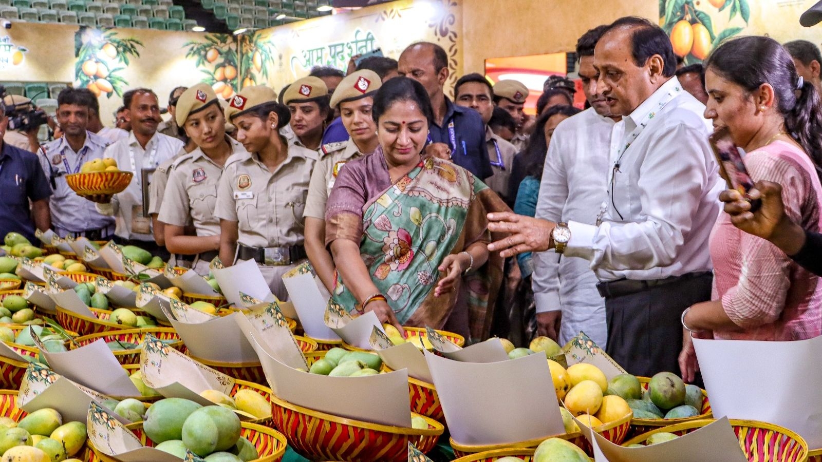 Delicious weekend for Delhiites as 34th Mango Festival kicks off