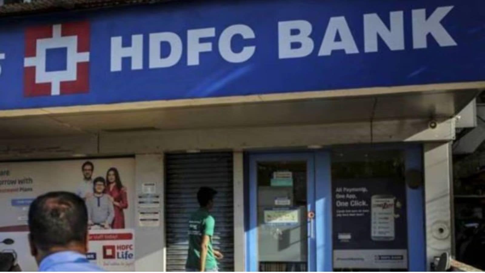 HDFC Bank CEO moves Bombay HC to quash FIR based on Lilavati Trust's complaint over ‘Rs 2 crore bribe'