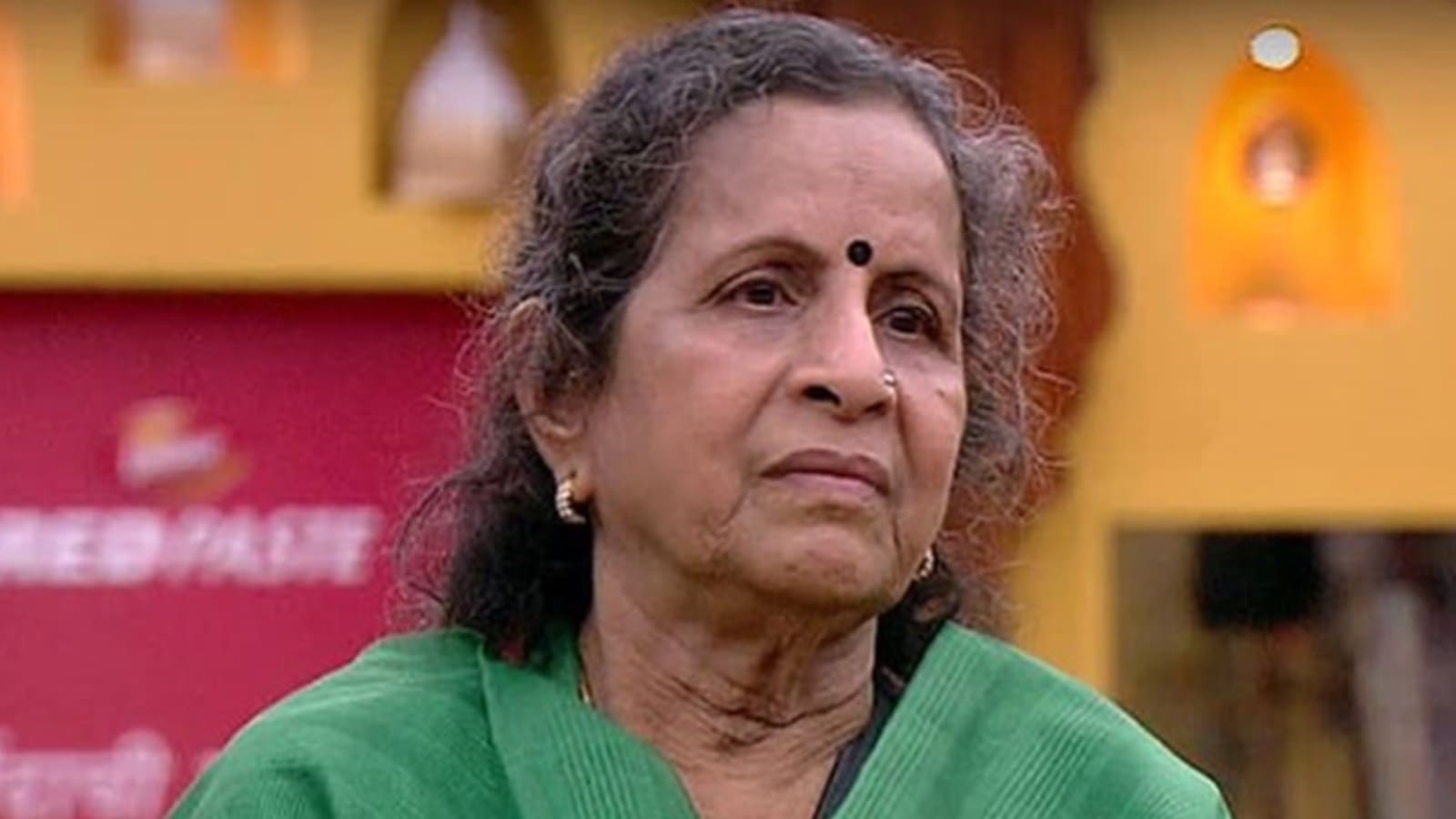 ‘Darr lagta hai mein… ': Pavitra Rishta actor Usha Nadkarni expresses her fear of living alone at 79 after her brother passed away last year; how to manage such fears