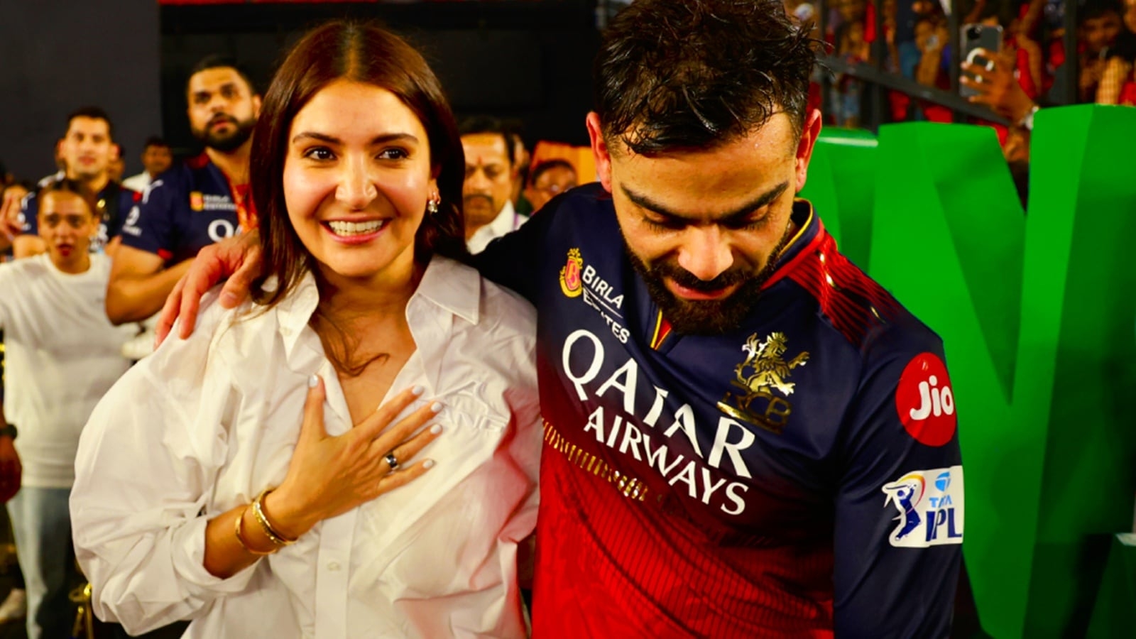 After RCB's iconic IPL 2025 win, Virat Kohli embraces Anushka Sharma in a long, tight hug, sheds happy tears: ‘She's a Bengaluru girl as well'
