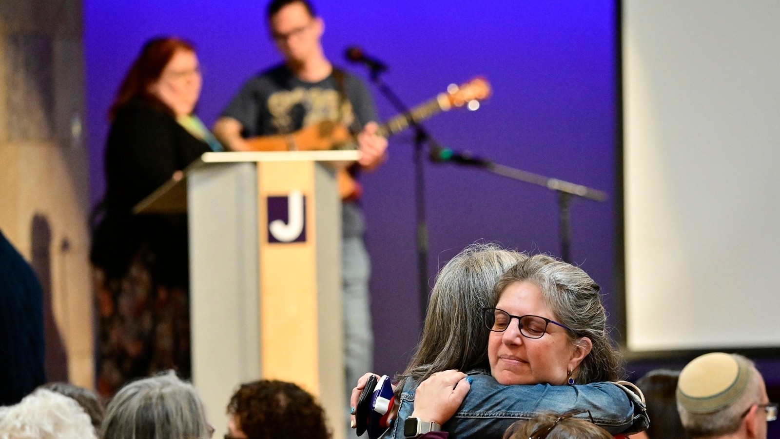 Boulder Jewish Festival proceeds with enhanced security in Colorado, focus on healing after attack