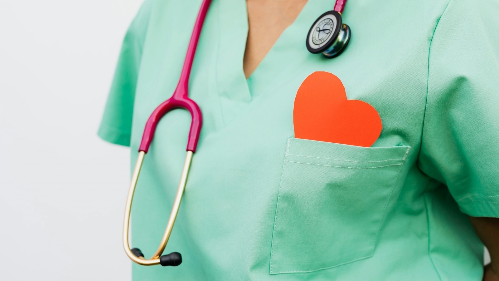Faridabad physician who posed as cardiologist to conduct over 50 heart surgeries booked