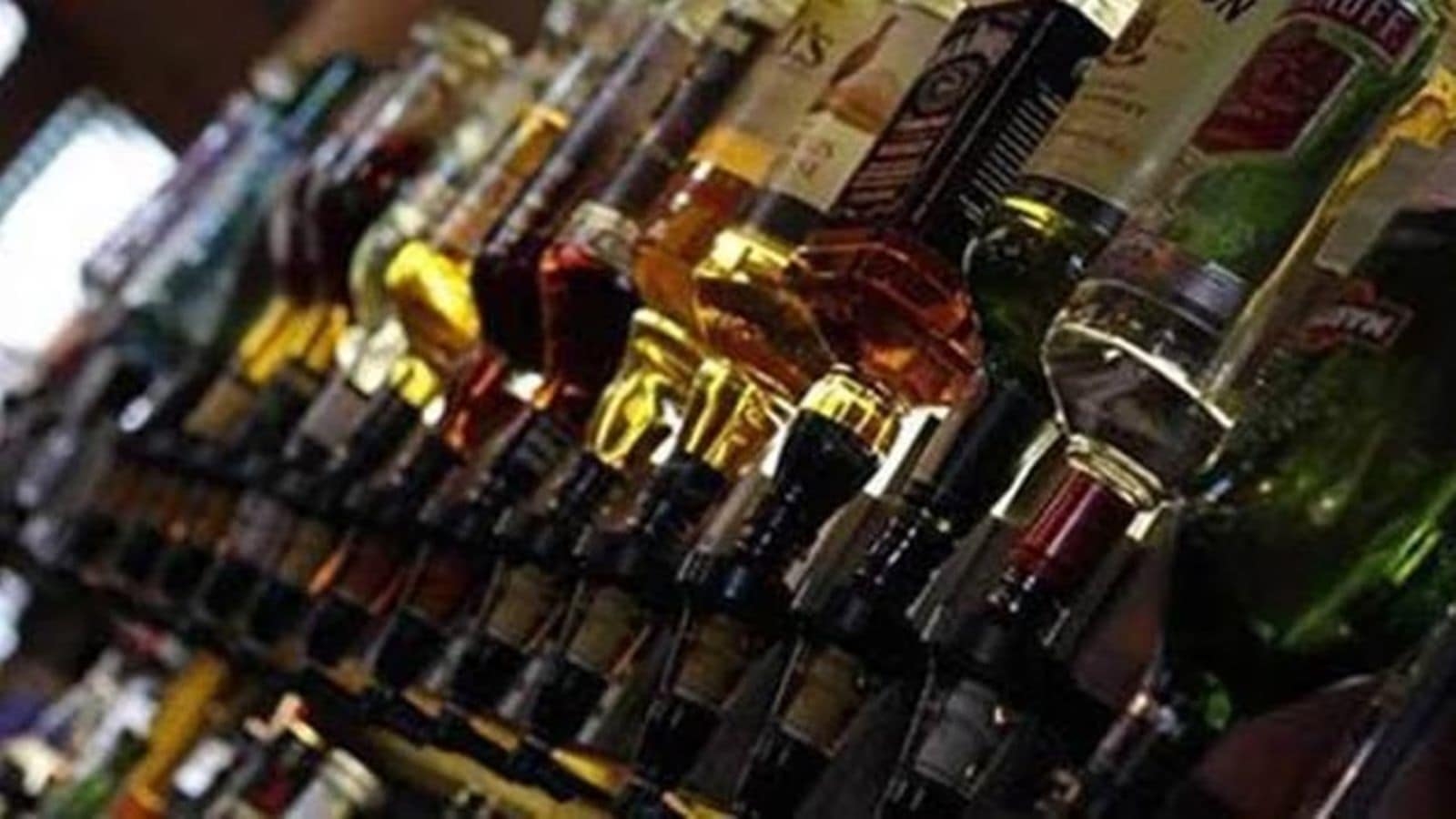 Auction of 50 Gurgaon liquor vends fetches Rs 1,270.40 crore; Bristol Chowk highest at Rs 98.6 crore