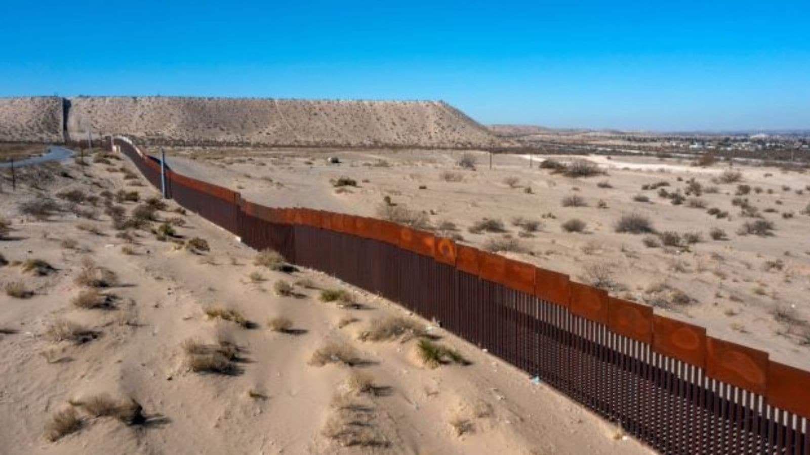 Trump administration expands military's role at the border to the southern tip of Texas