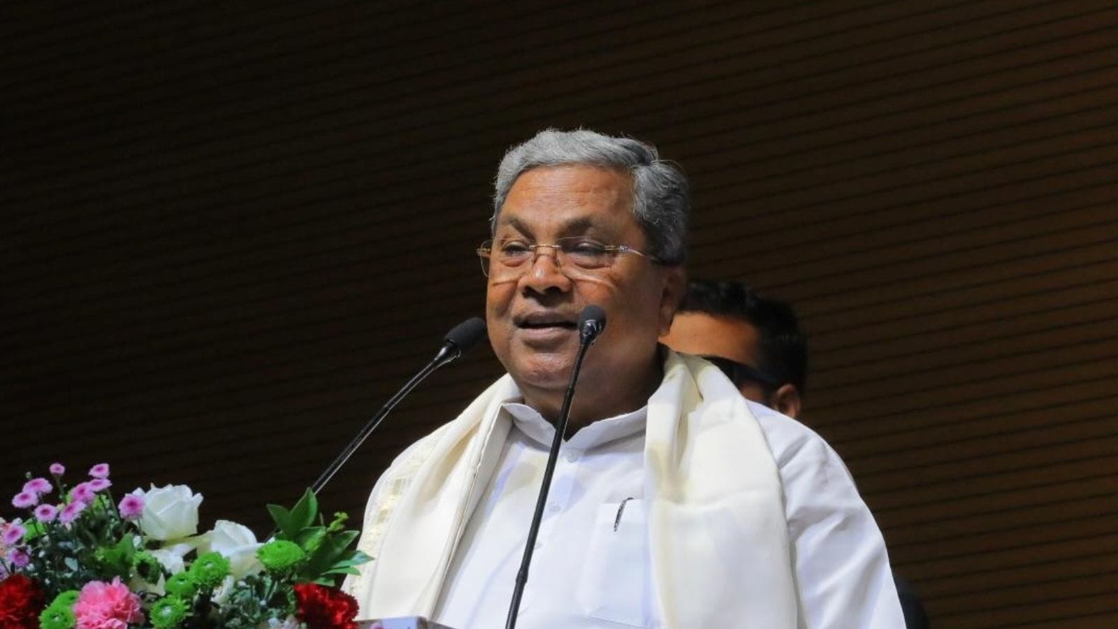 CM Siddaramaiah to meet farmers protesting against land acquisition near Devanahalli
