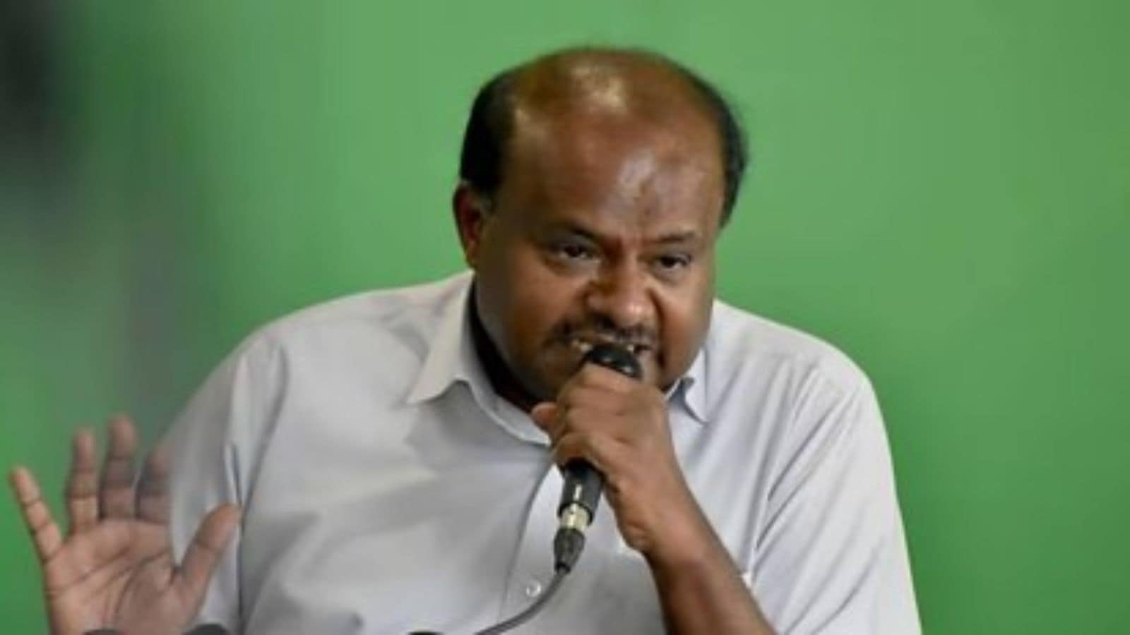 ‘Karnataka govt learnt about the first stampede death at 3.10 pm. Still went ahead with felicitation ceremony': JD(S) leader H D Kumaraswamy