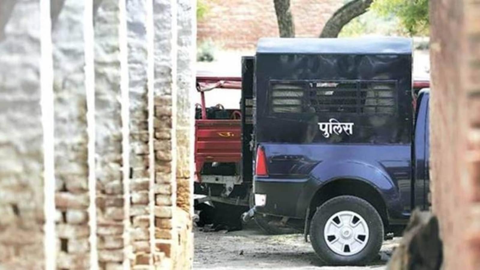 Spurious cancer drug racket busted, 6 arrested in 3 raids: Delhi Police