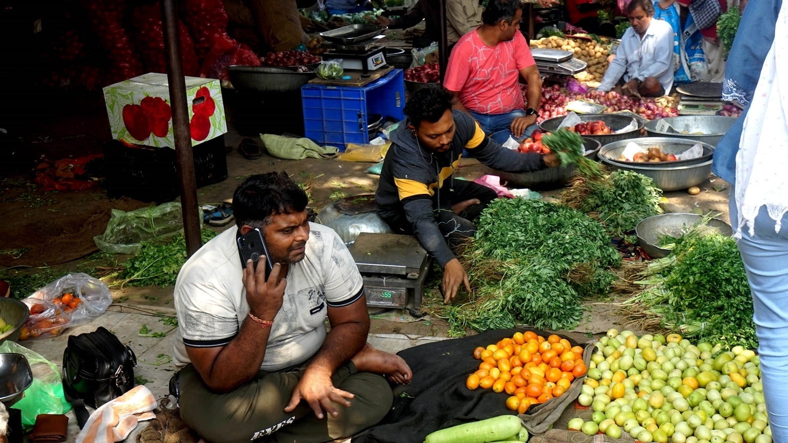 Fall in food prices pulls down May CPI inflation to 2.82%, lowest since Feb 2019