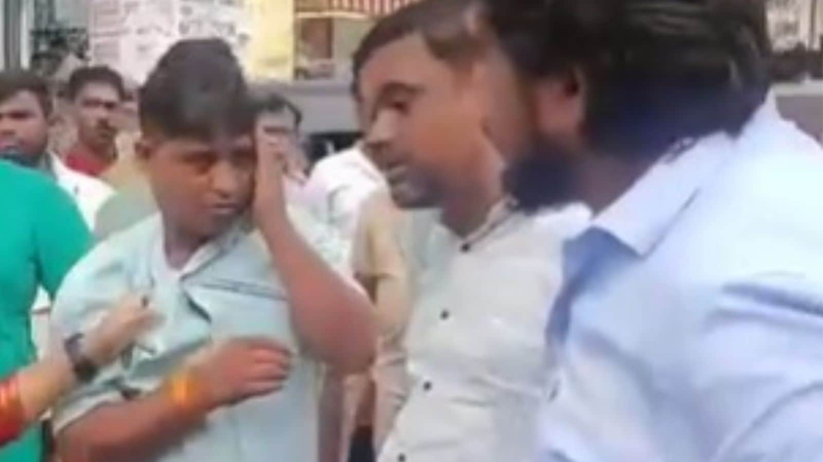 Auto driver thrashed for refusing to speak Marathi: 20 Sena UBT, MNS workers booked