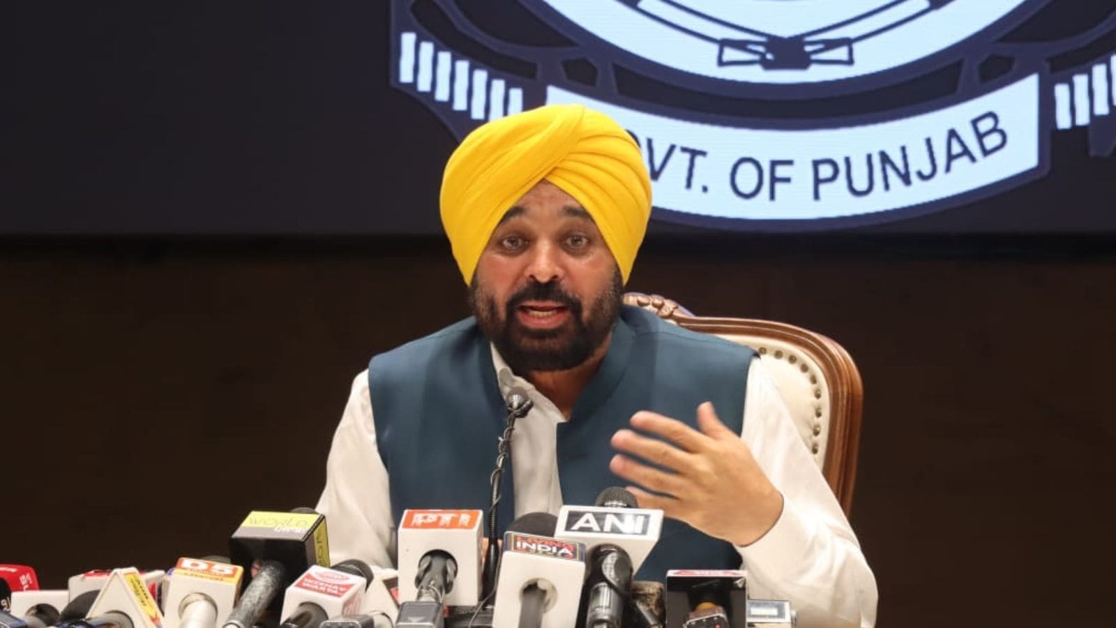 SYL canal: Centre mediating, Saini sees early resolution, but Mann says not a drop to share
