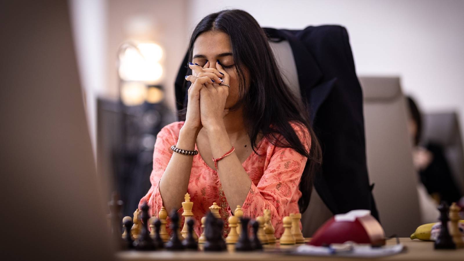 Divya Deshmukh defeats Harika Dronavalli in all-Indian clash to make her way to FIDE Women's World Cup semifinals