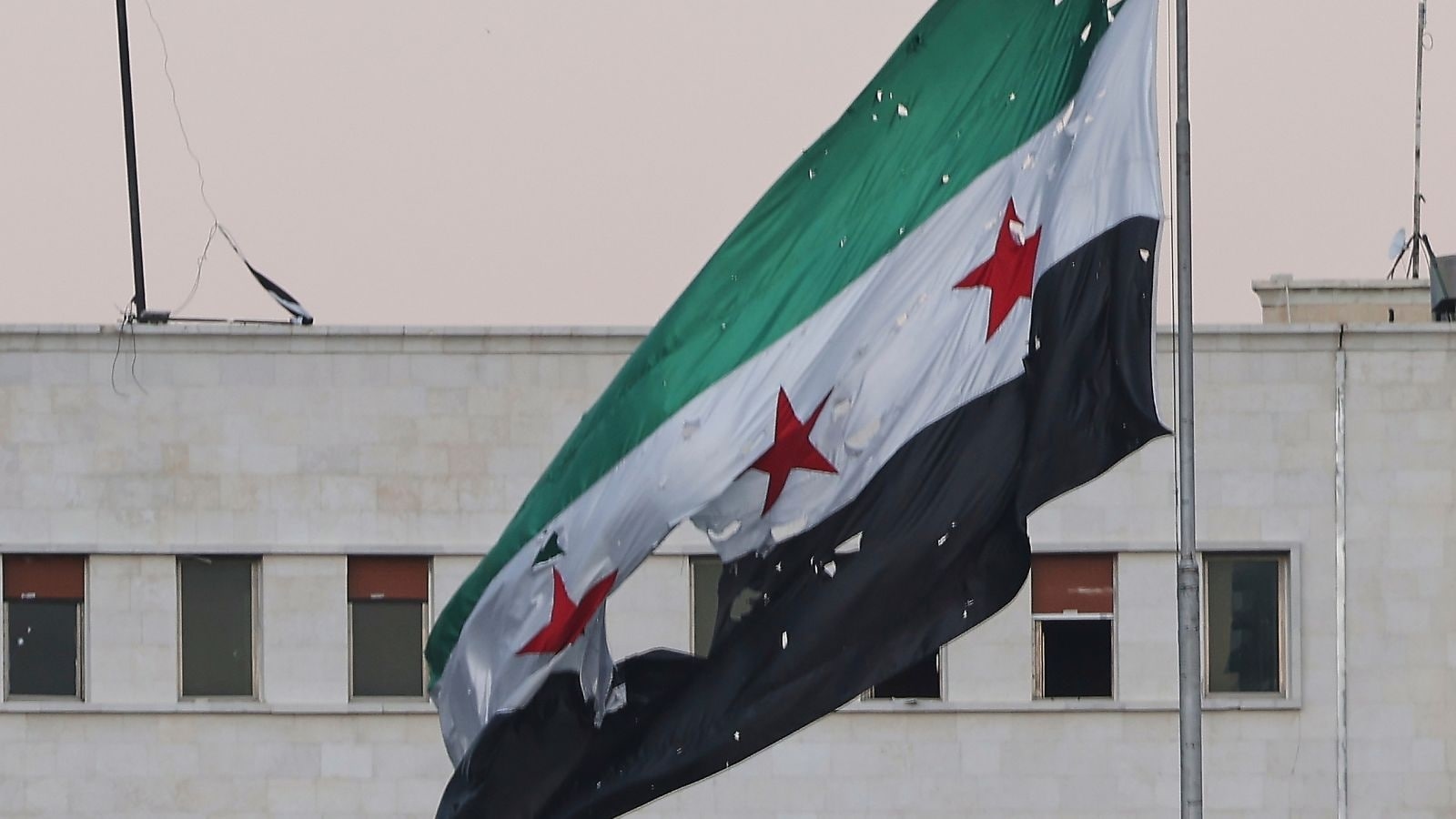Syrian govt, Druze leaders announce new ceasefire as Israel continues strikes