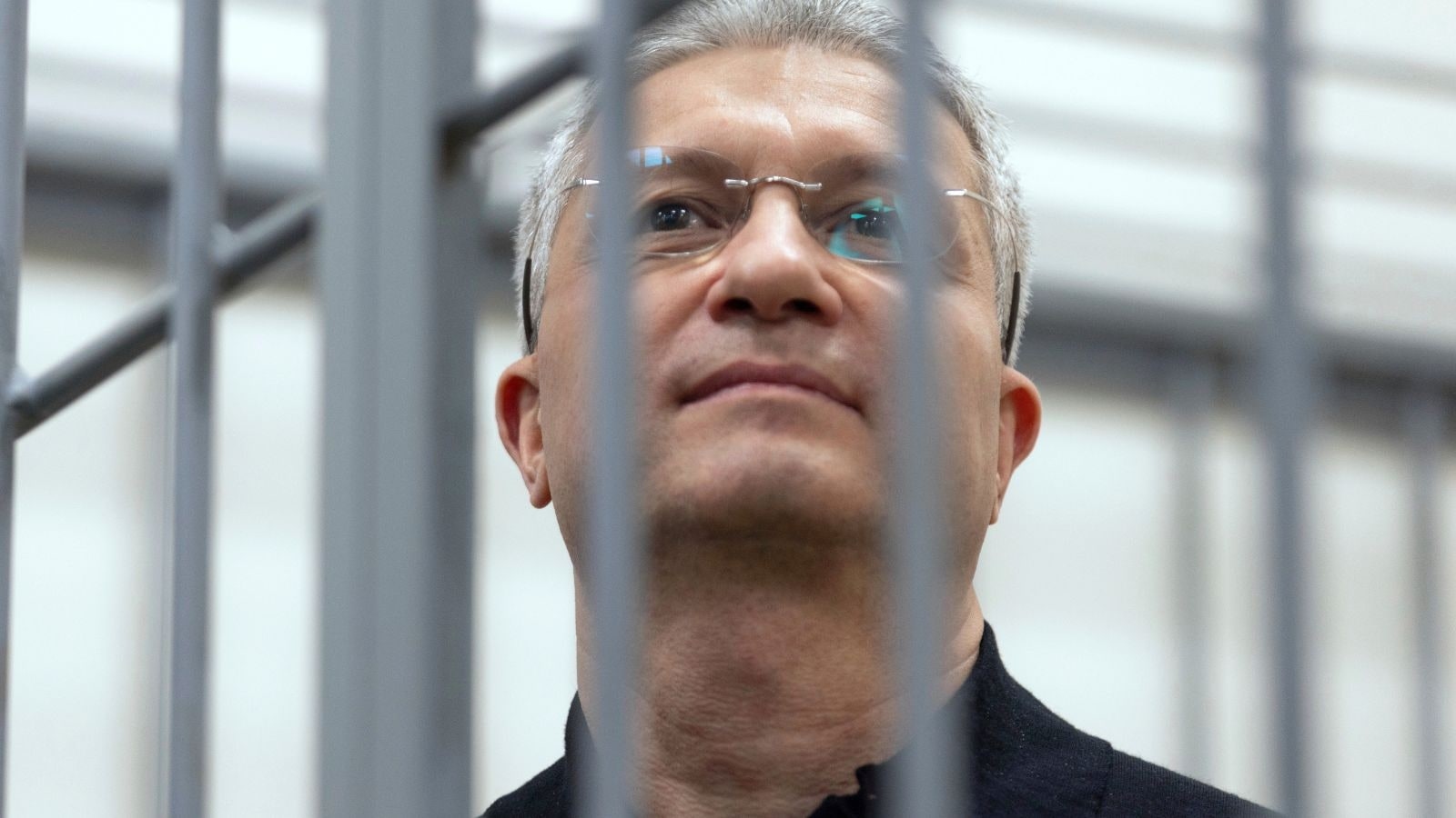 Russia jails senior defence official for 13 years in corruption trial