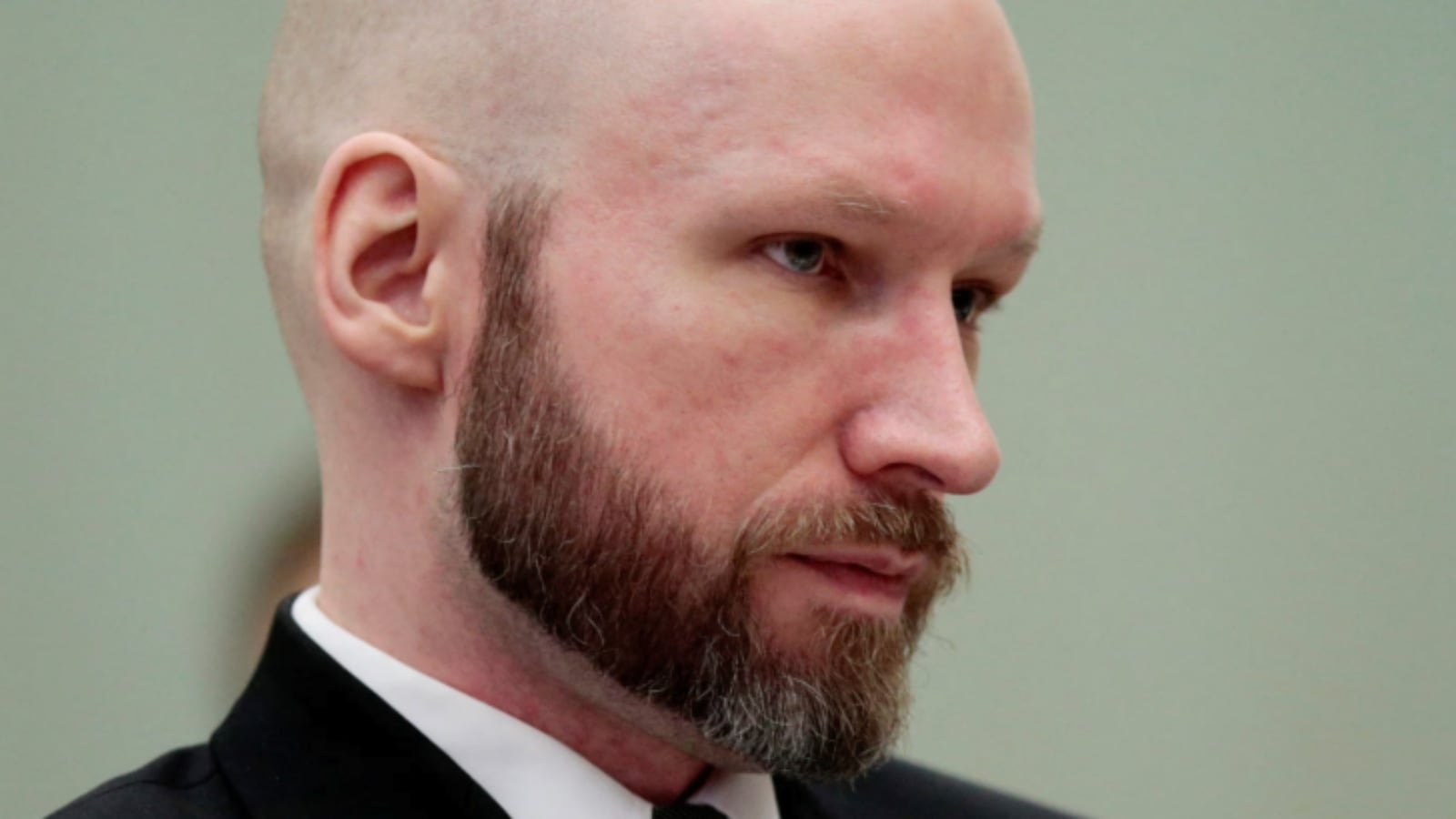 Norway's deadliest terrorist calls 3-room prison cell with PlayStation, treadmill ‘unjust punishment'