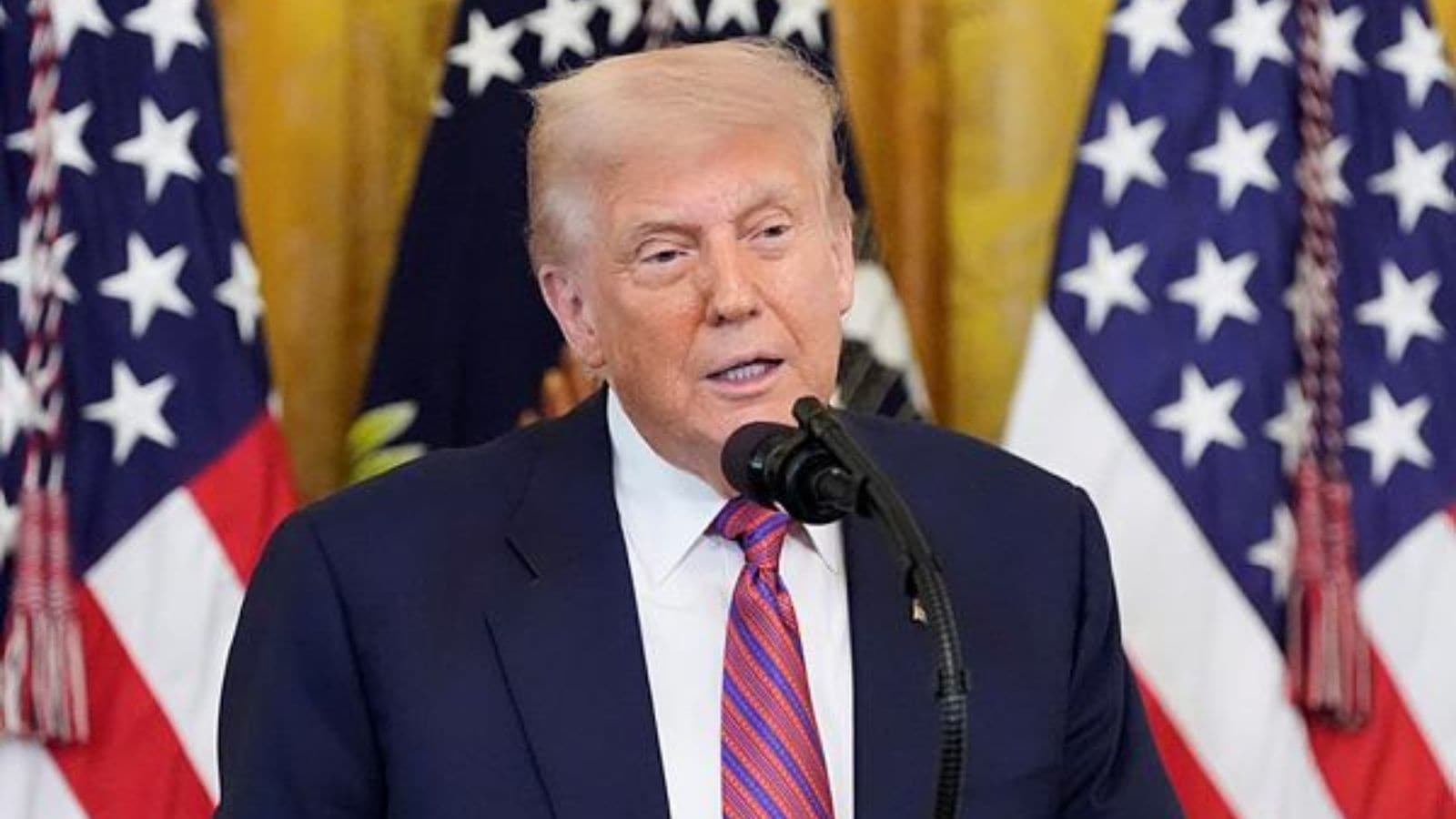 US judge weighs putting new block on Trump's birthright citizenship order