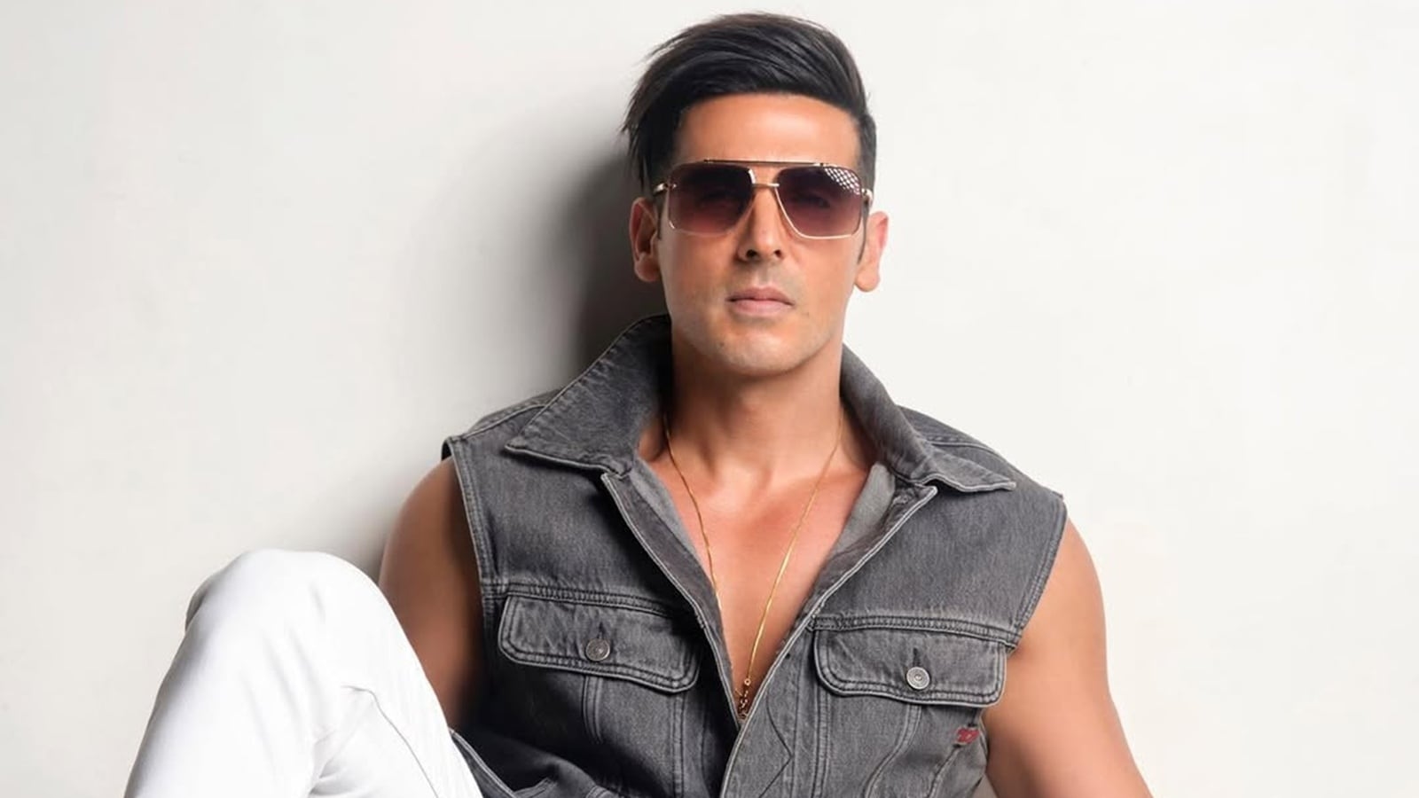 ‘Yeh ghar mein meri mehendi ceremony hui thi': Farah Khan takes us around Zayed Khan's 50-year-old extravagant Juhu home