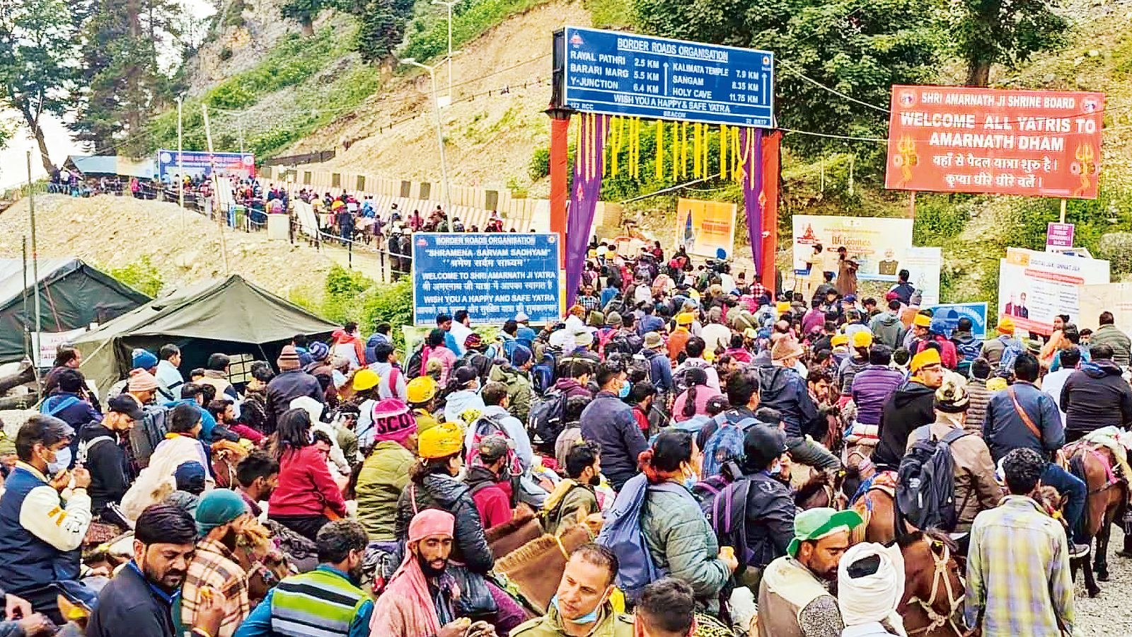 MiG-29K T-shirts, faith in Army, and a call from Bhole Baba: An unprecedented Amarnath Yatra picks up