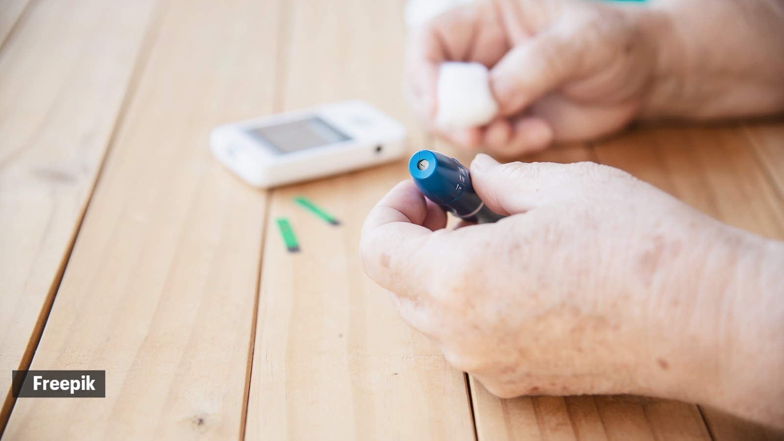 ‘My HbA1c is 7, fasting is 130, and PP is 200. I am not taking any medication, but four hours after meals, my sugar gets low and I feel hypoglycemic. What should I do?'