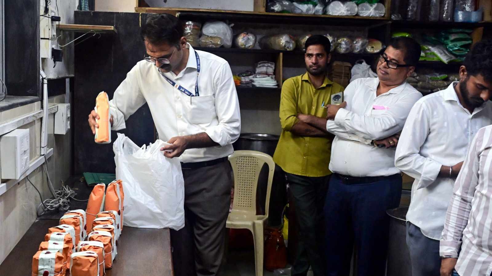 Maharashtra FDA cancels MLA hostel canteen caterer's licence after MLA Sanjay Gaikwad complains of stale food