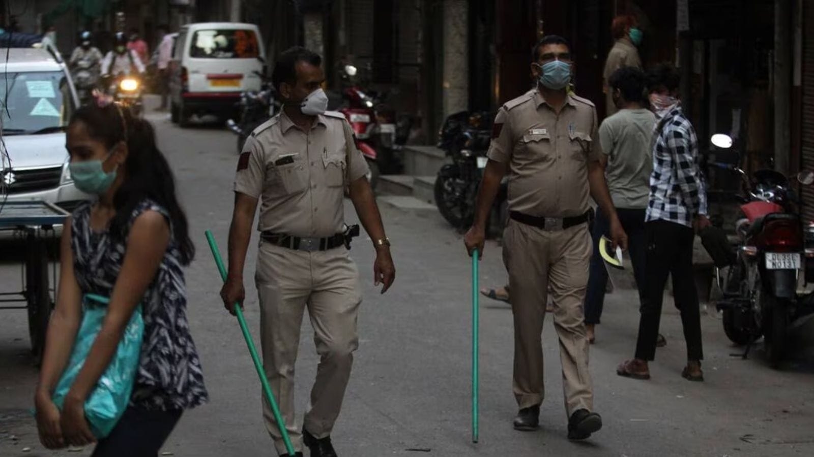 Delhi Police arrest 2 interstate ATM robbers after tracking them for 6 months