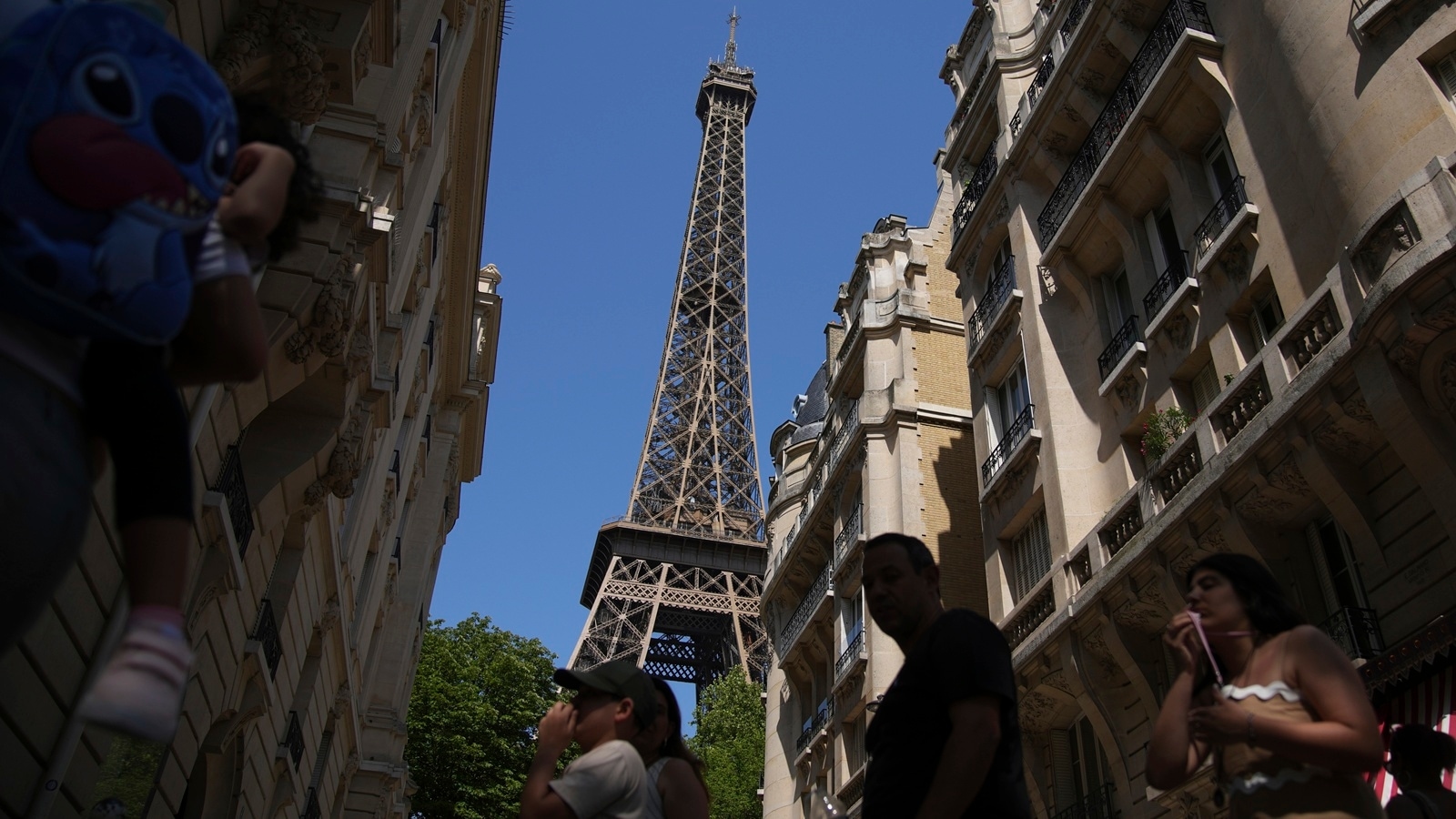 Eiffel Tower shut for tourists as Paris swelters under heat wave