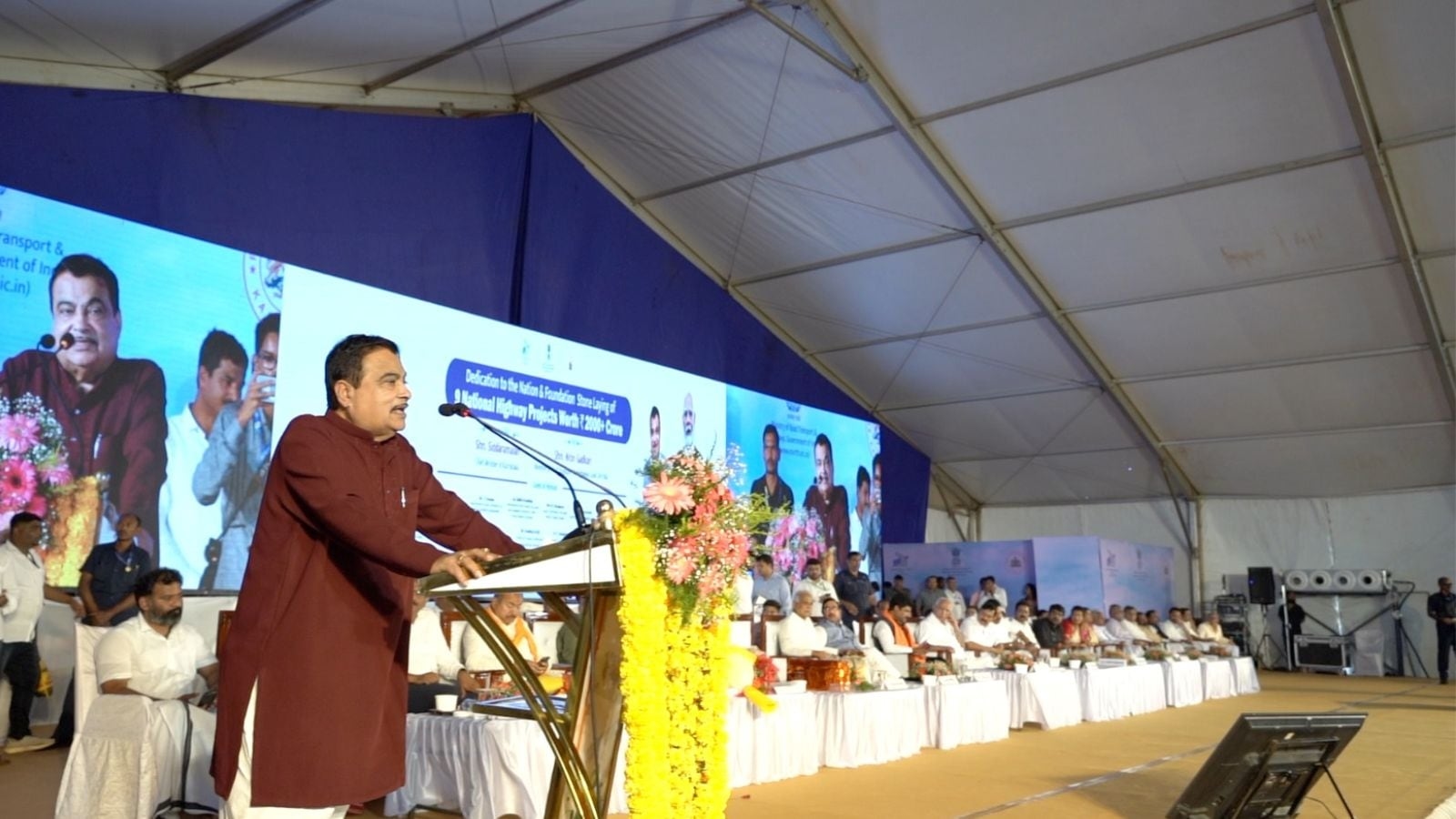 Need people who hold govt accountable: Nitin Gadkari