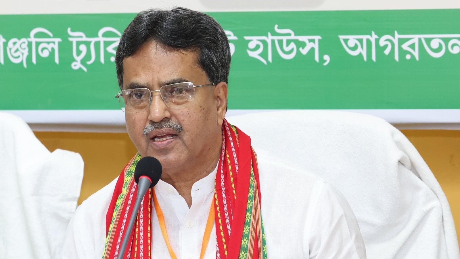 TMC trains guns at BJP for ‘targeting Bengalis' over illegal immigration, says Tripura CM Manik Saha needs to clarify stand
