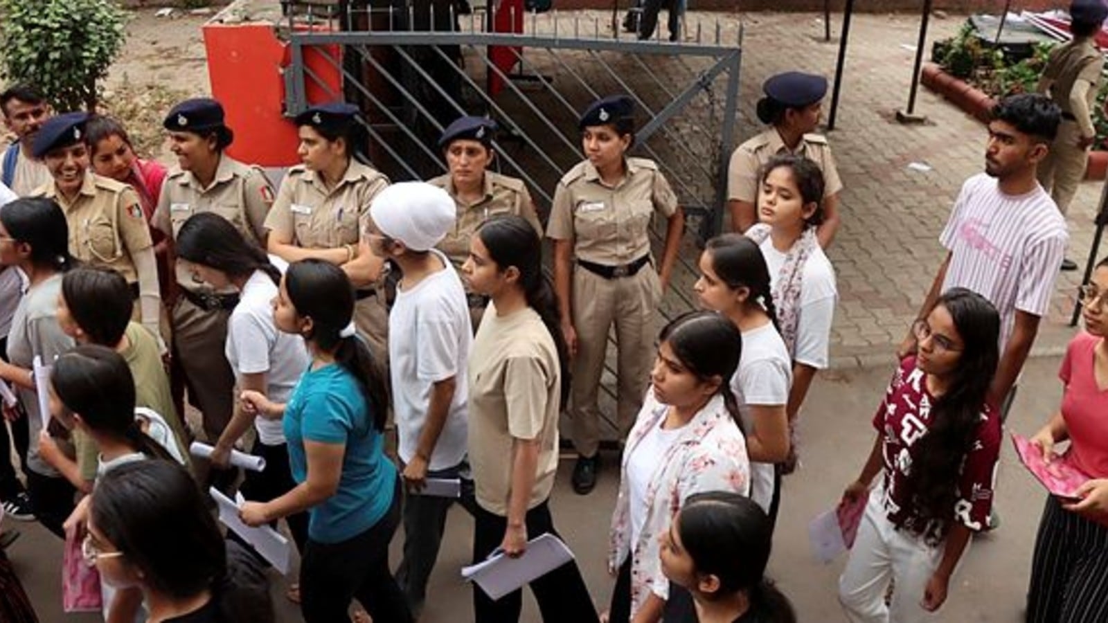 Madras HC dismisses appeal against order on NEET UG 2025 re-examination