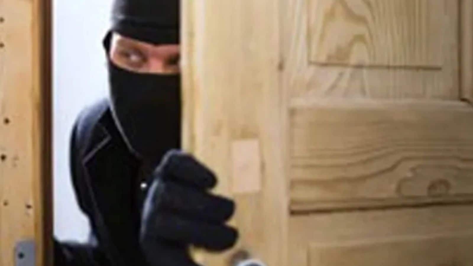 Pune: Retired Wing Commander's house burgled, police launch probe