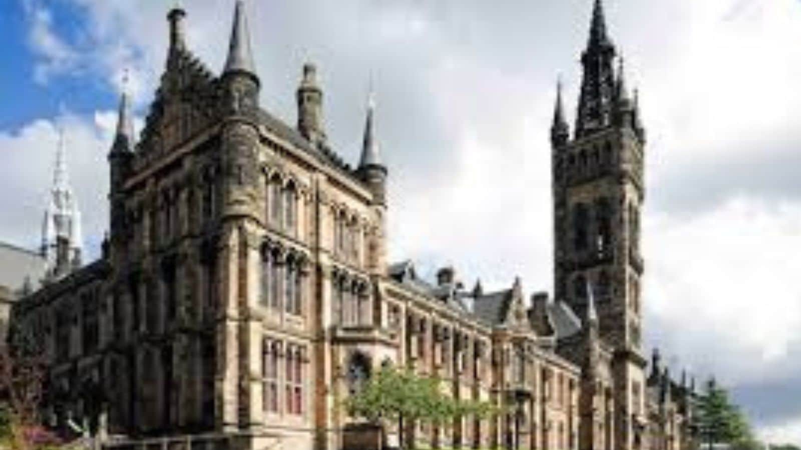 University of Glasgow offers MBA Scholarship for 2025 intake