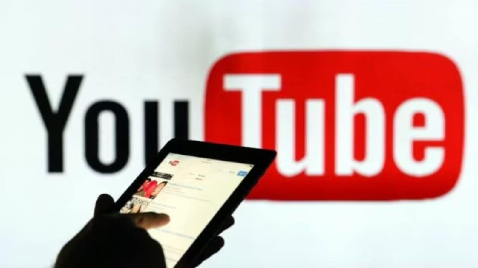 YouTube channels of Shoaib Akhtar, 2 other former Pakistani cricketers again viewable in India