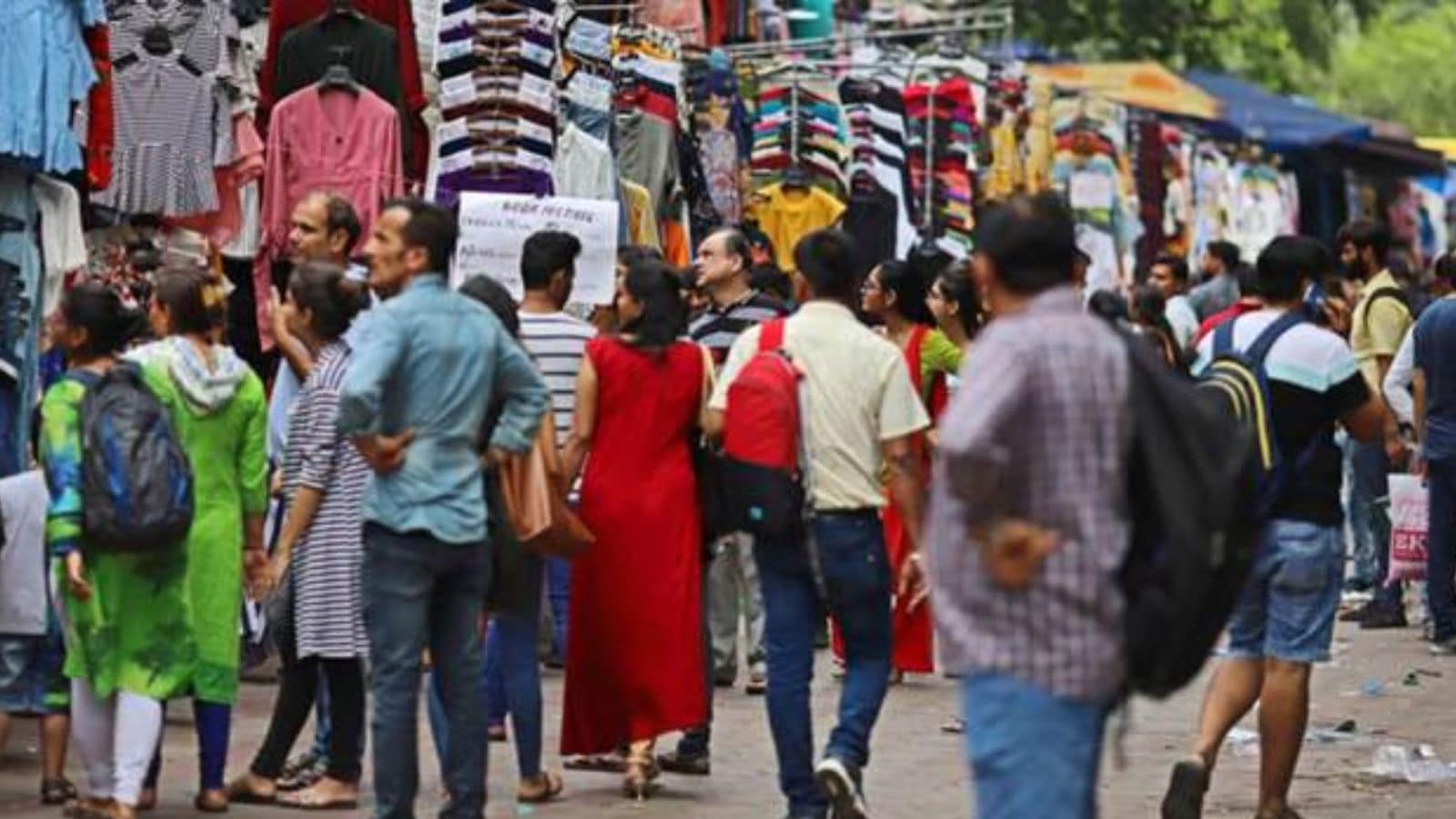 Consumer is king? Delhi govt data on redressal of complaints suggests otherwise