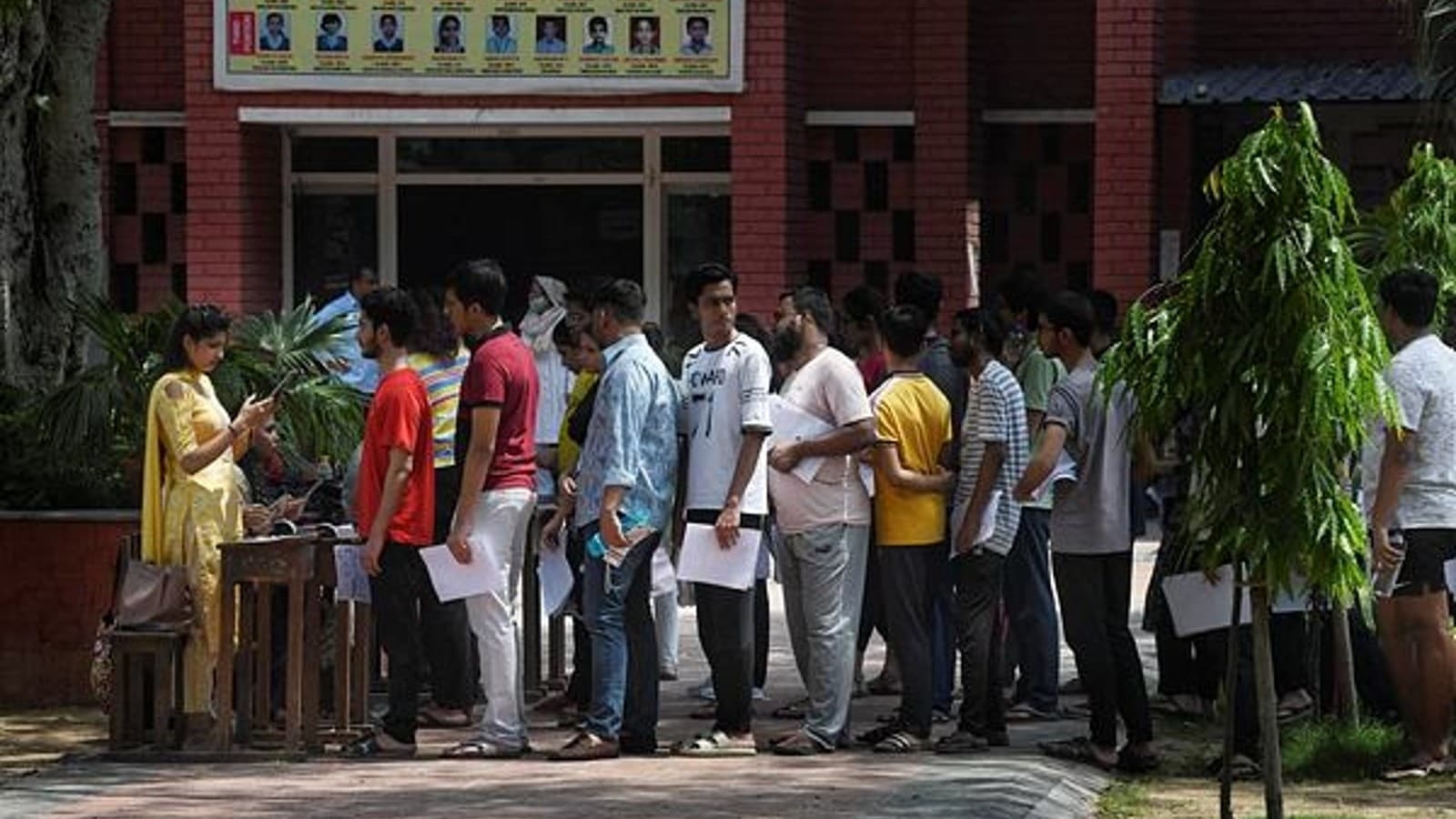 Delhi HC sets aside order awarding grace marks to NEET candidates: ‘Would open floodgates'