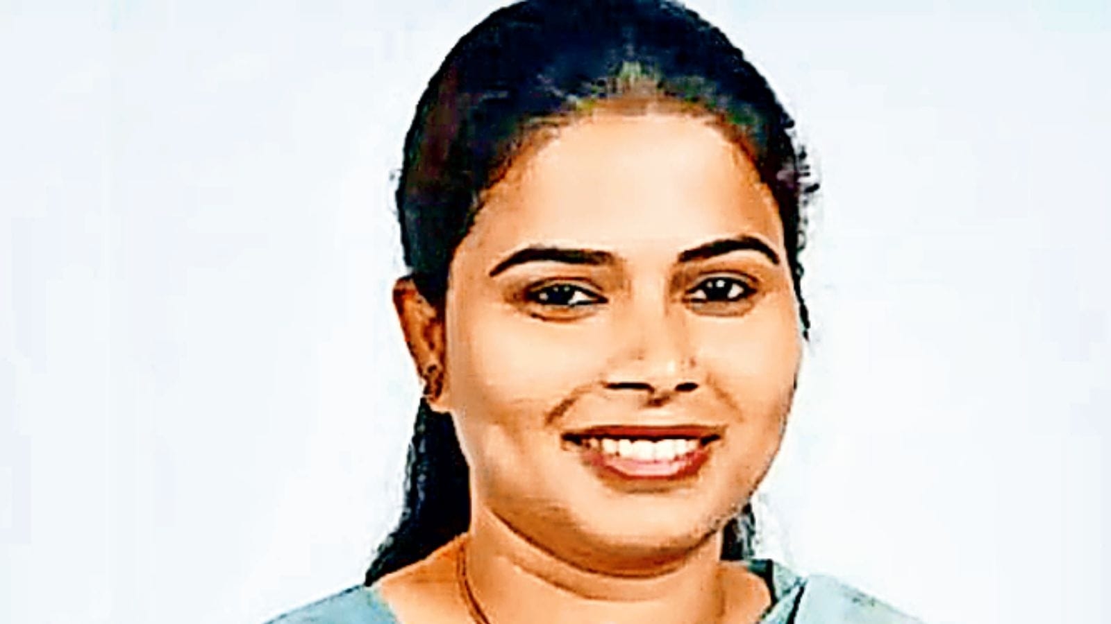 SP expels MLA Pooja Pal hours after she praises Yogi for ‘reducing mafia to dust'