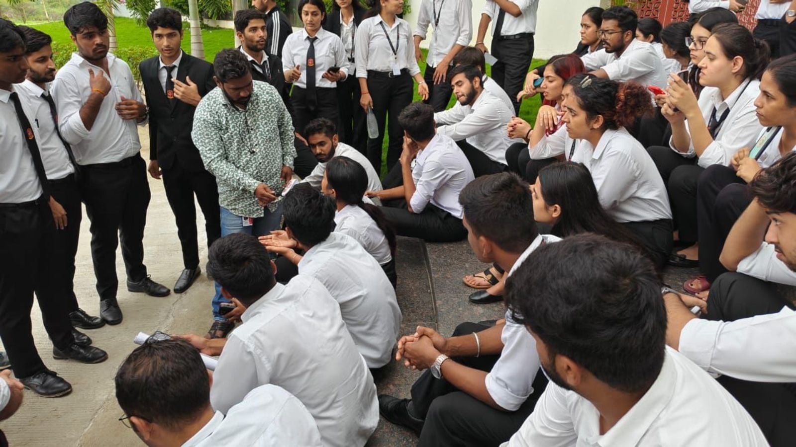 Students allege unresolved grievances: Police called to Army Law College Pune following ‘peaceful' student protest