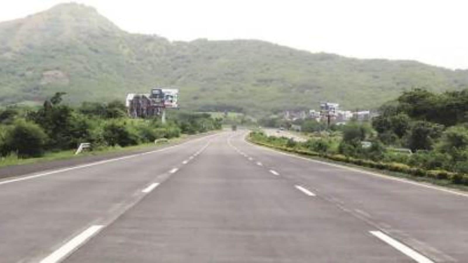 Mumbai-Pune Expressway: e-challans worth 470 crore issued but just 51 crore recovered