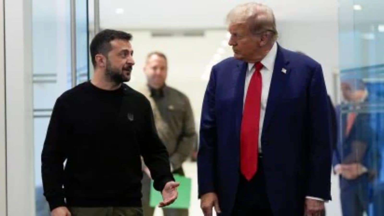 Zelenskyy speaks with Trump ahead of Putin ceasefire deadline